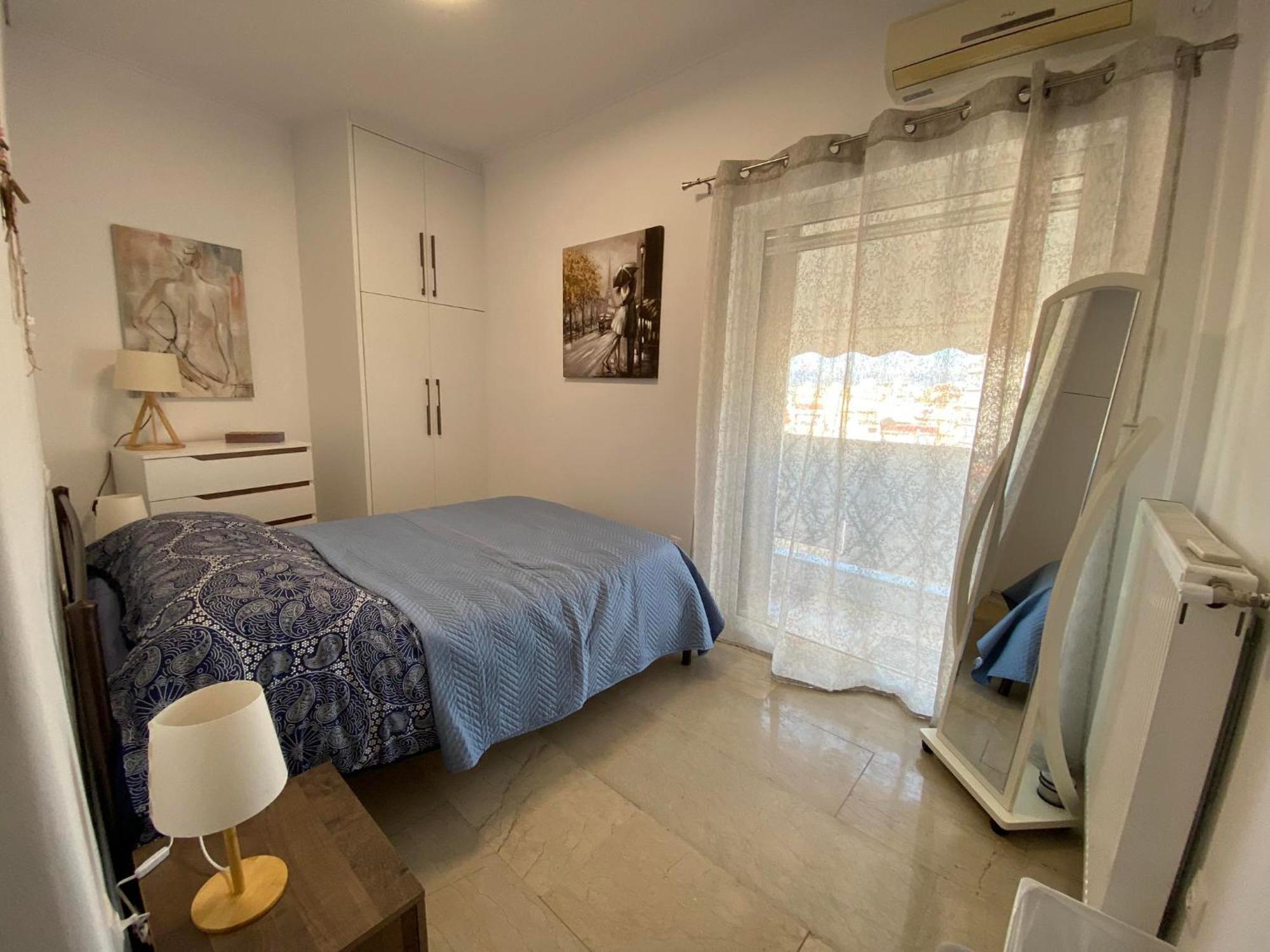 Irene΄S Downtown Apartment Халкида Экстерьер фото